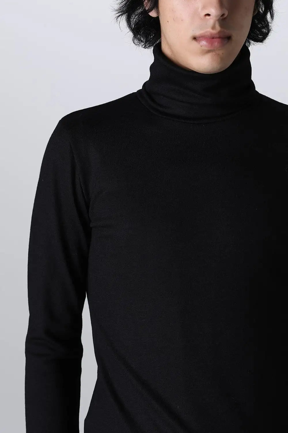 Washable Wool Turtle Neck Black