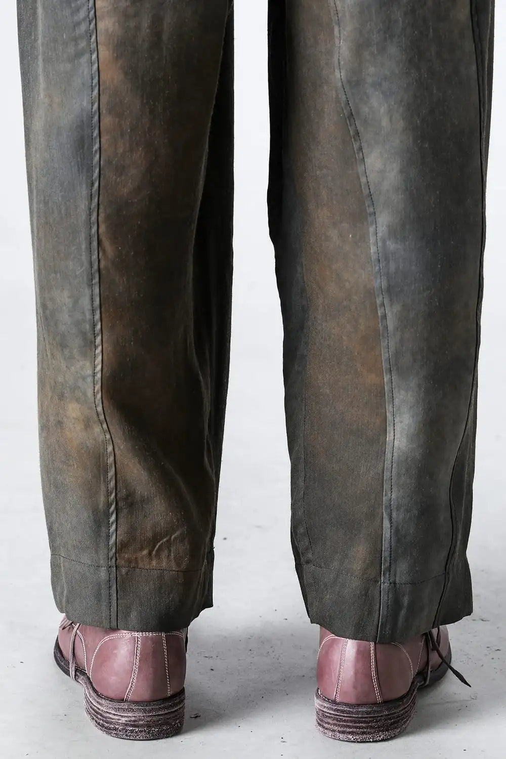 Front Pleats Tapered Long Trousers