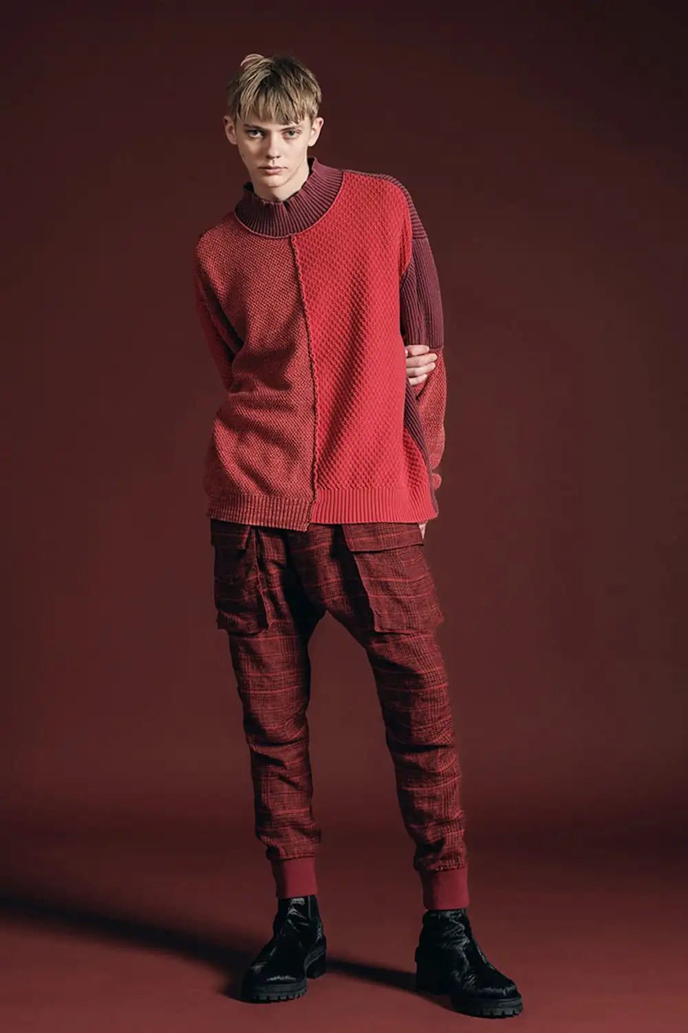 Fading Fragment Sweater Red