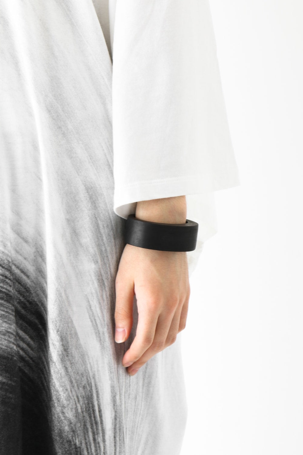 Parts of Four Crescent Crevice Bracelet KU 