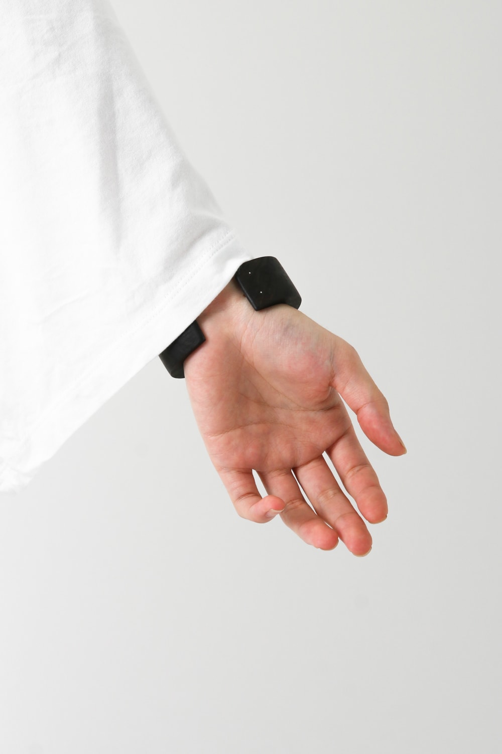 Parts of Four Crescent Crevice Bracelet KU 