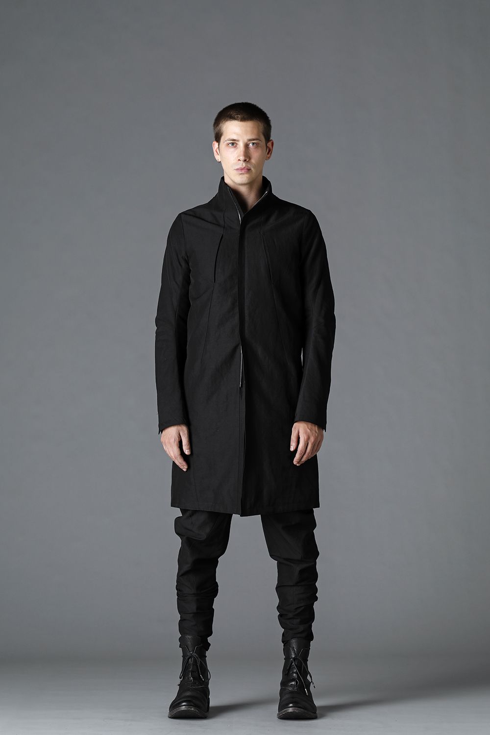 Dobby Minimal Striped High-Neck Coat