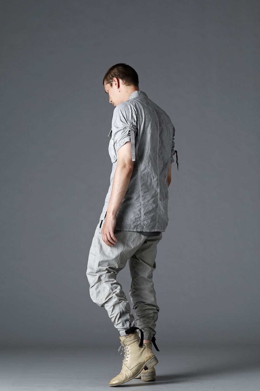 Salt-shrinkled NC Tapered Cropped Pants Gray