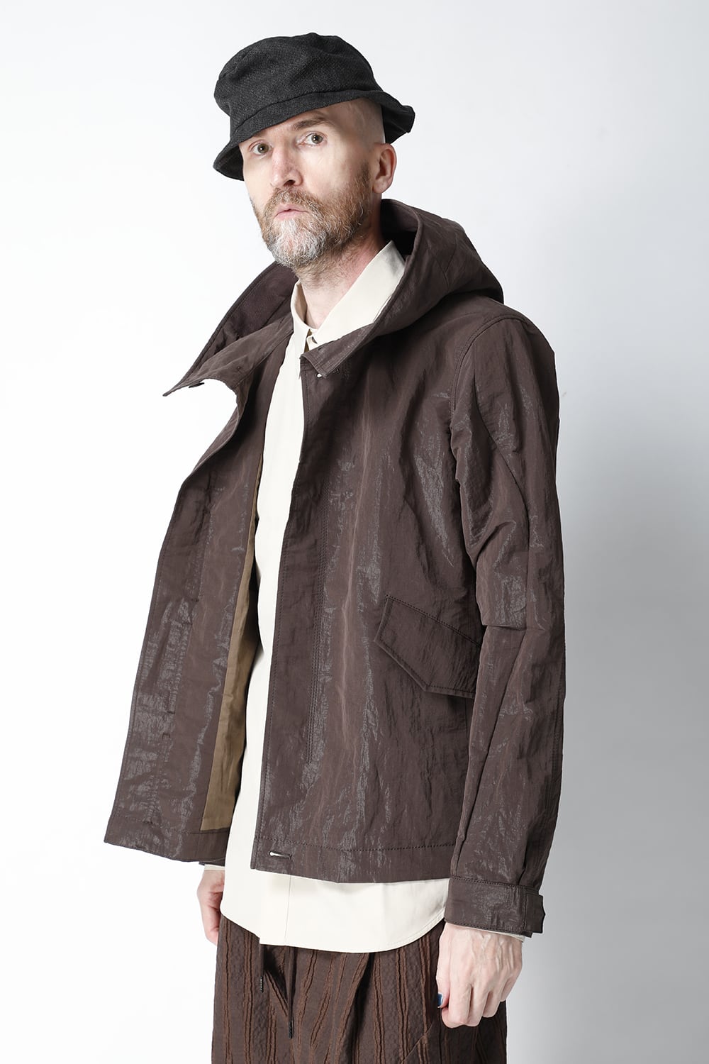 Hooded jacket lightweight highdensity Co/Pe