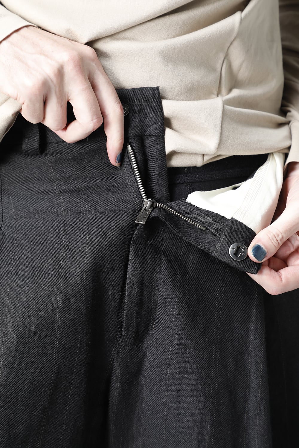 Cropped pants Ramie stripe