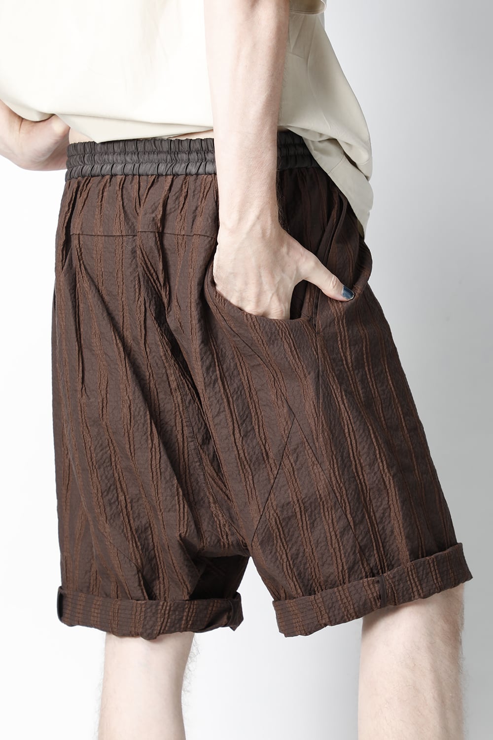 Short pants light weight stretch seersucker