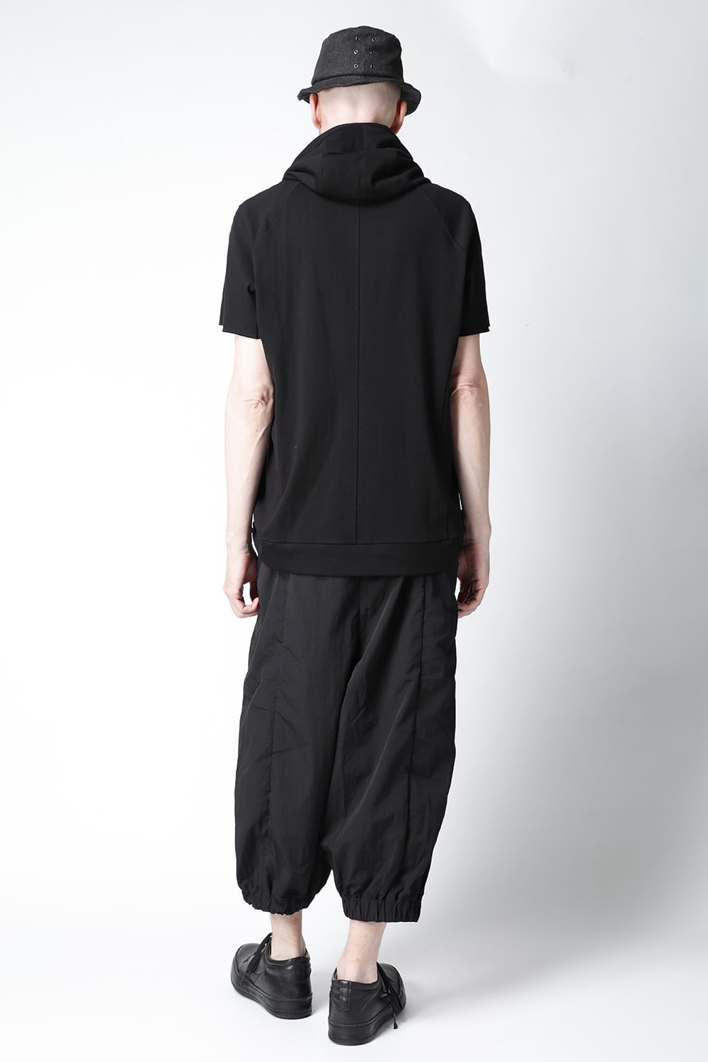 Baggy cropped pants shrink nylon