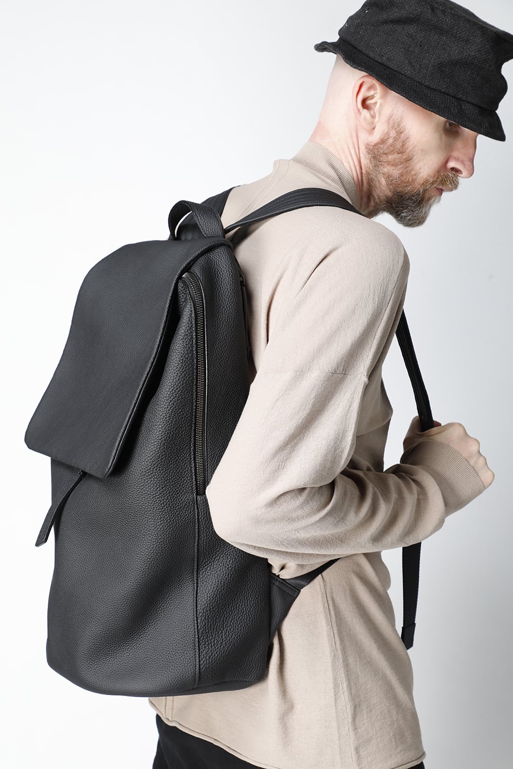 PC backpack Cow Leather Shrink Calf Black