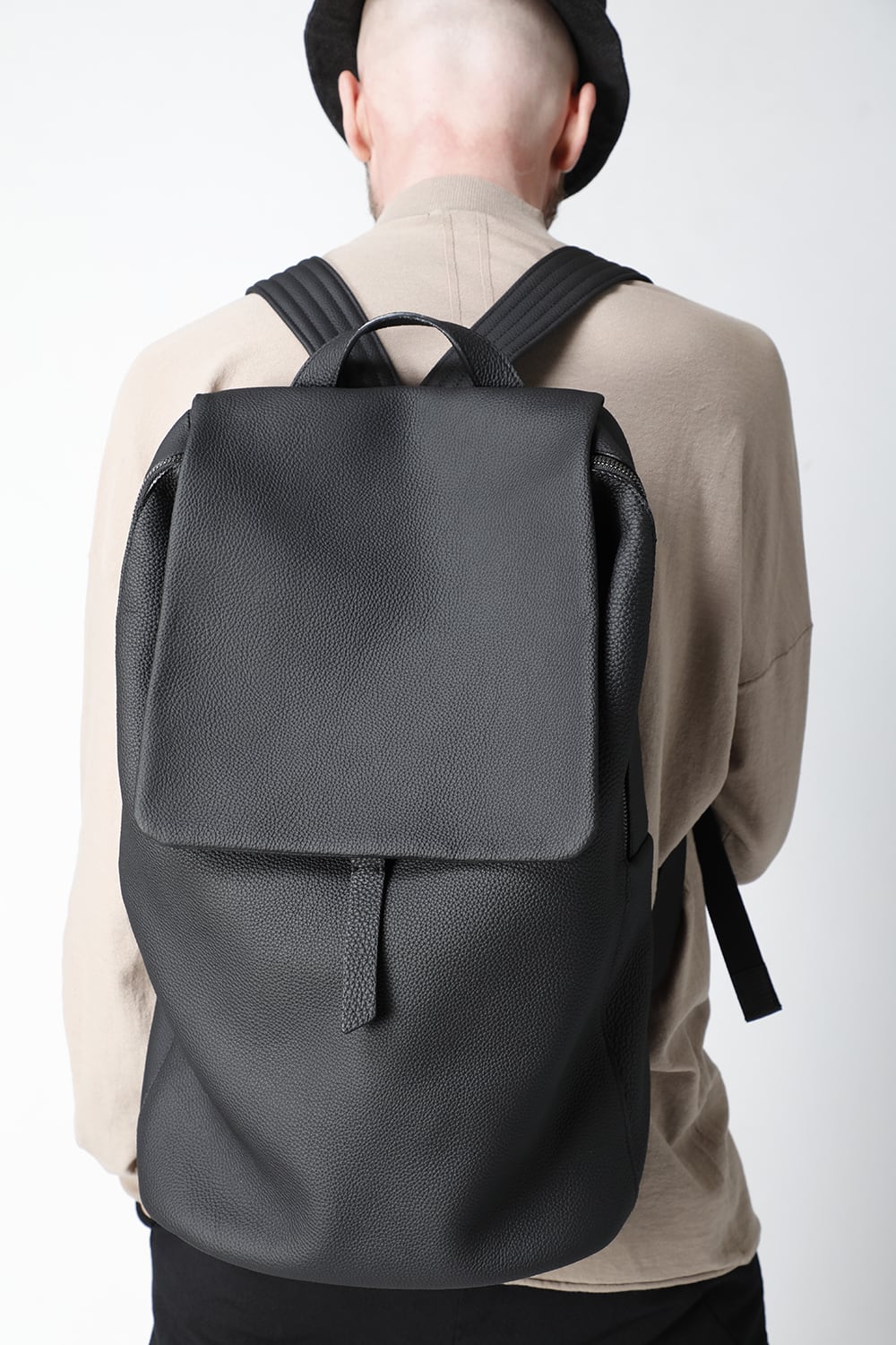 PC backpack Cow Leather Shrink Calf Black