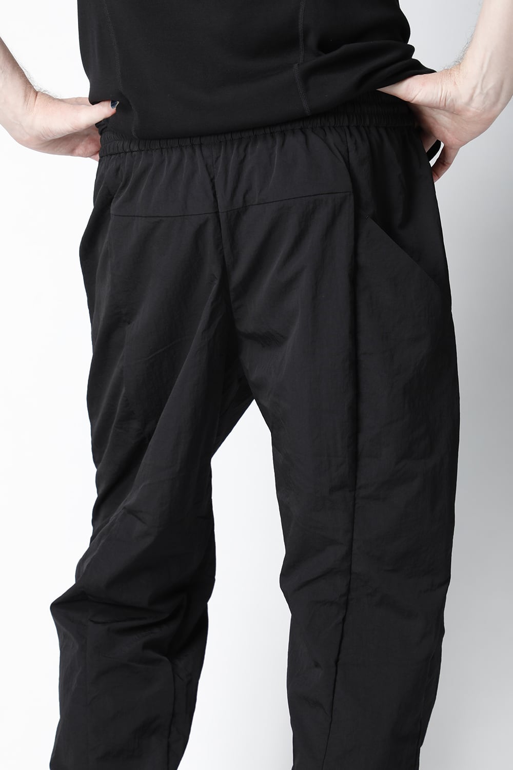 Baggy pants shrink nylon