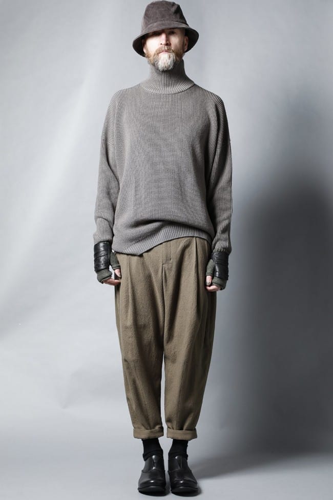 Cropped pants Virgin wool