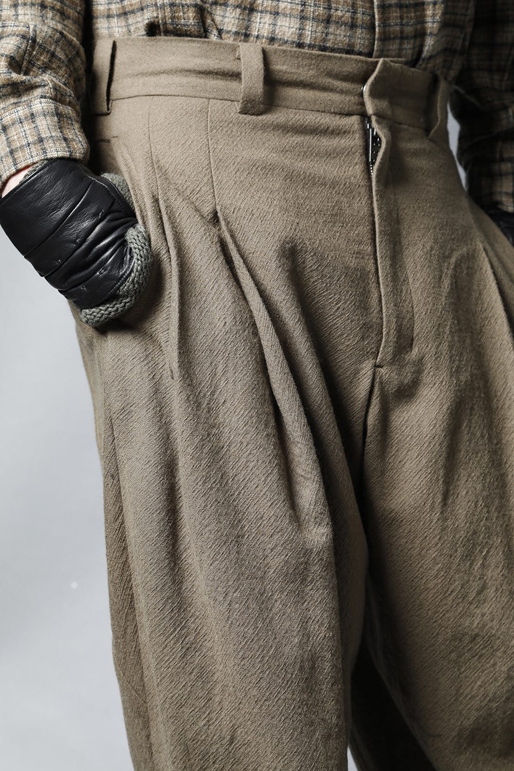 Cropped pants Virgin wool