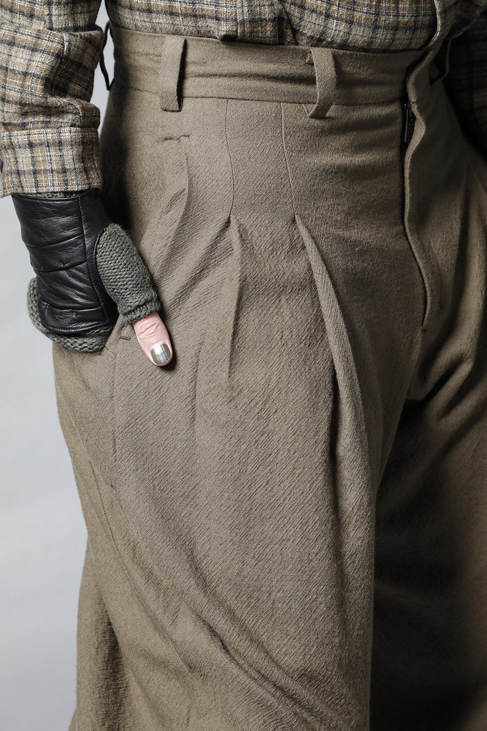 Cropped pants Virgin wool