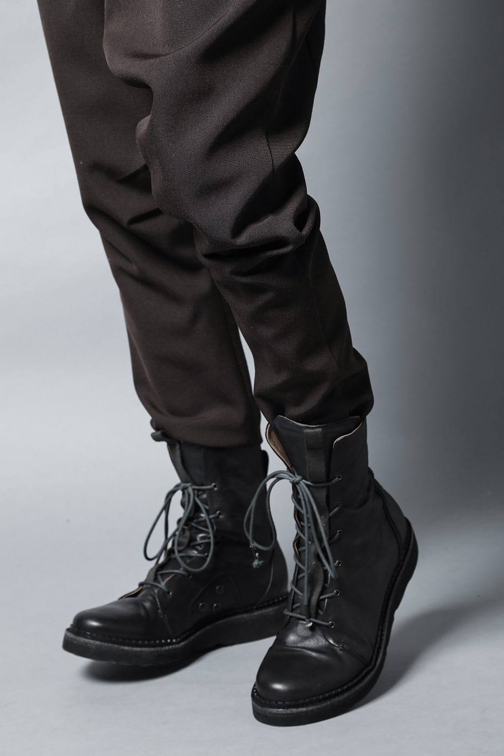 ドロップ クロッチパンツ スカルプチュア ウールギャバジン