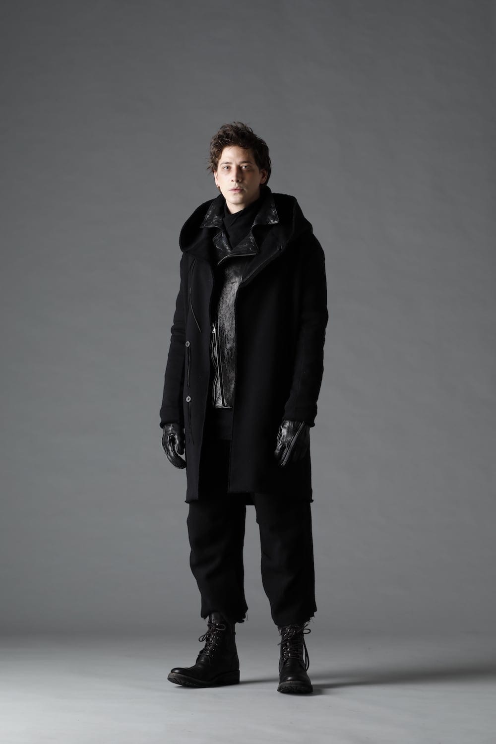 Minimal Dobby Striped Pleated Cropped Pants Black