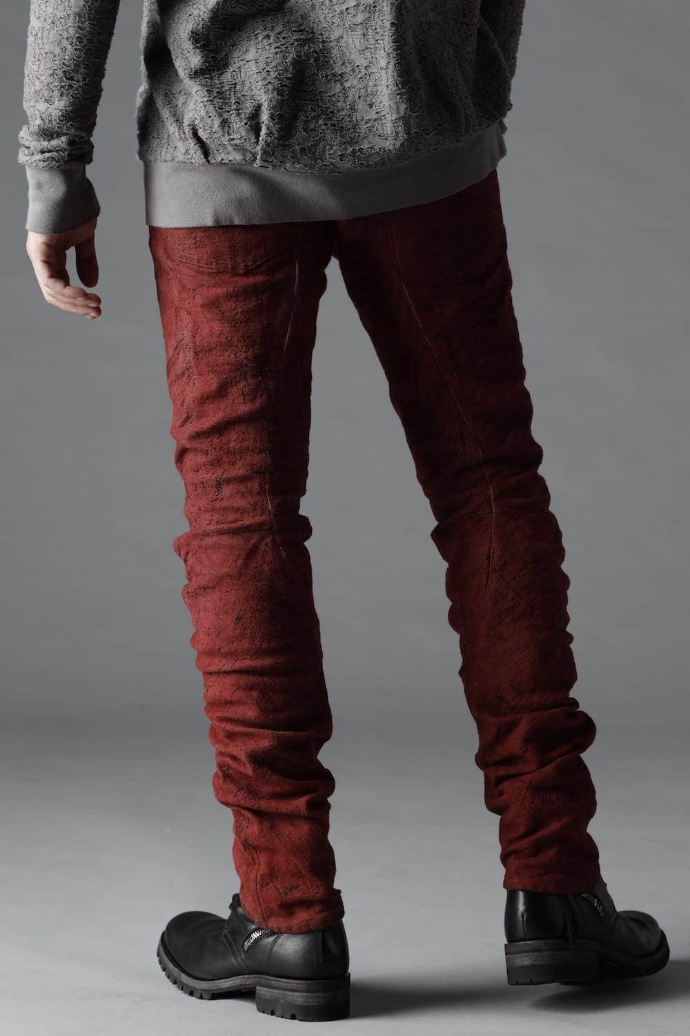 Slub Jacquard Denim Cold Dye Twisted Slim Pants Red