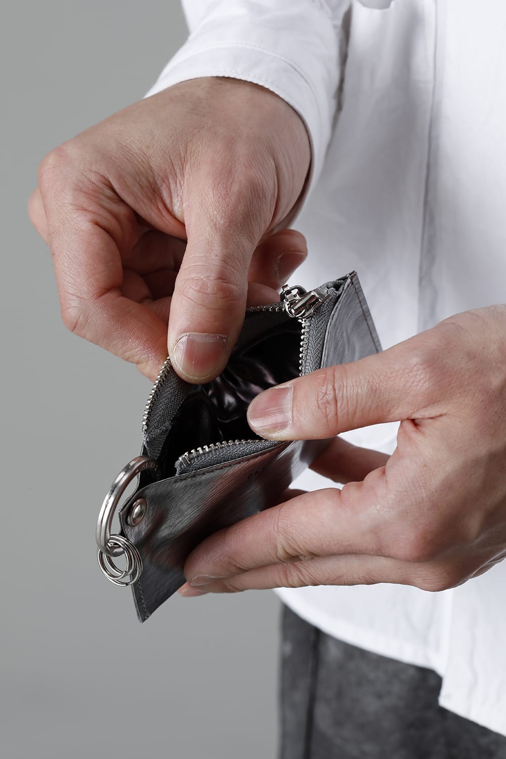 Leather key case & holder 20 scratch SIL