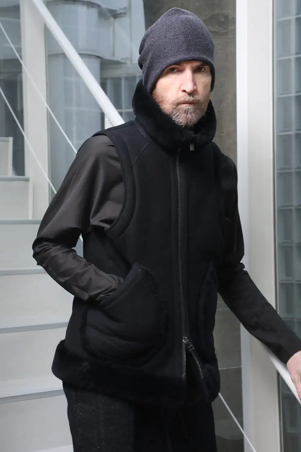 High neck  Vest Sheep Skin Black