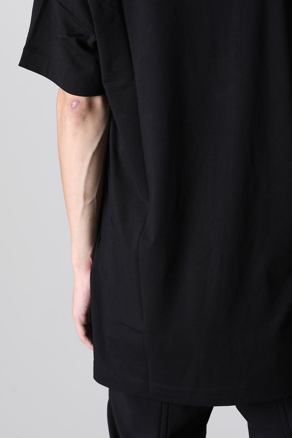 レギュラー Tシャツ ブラック