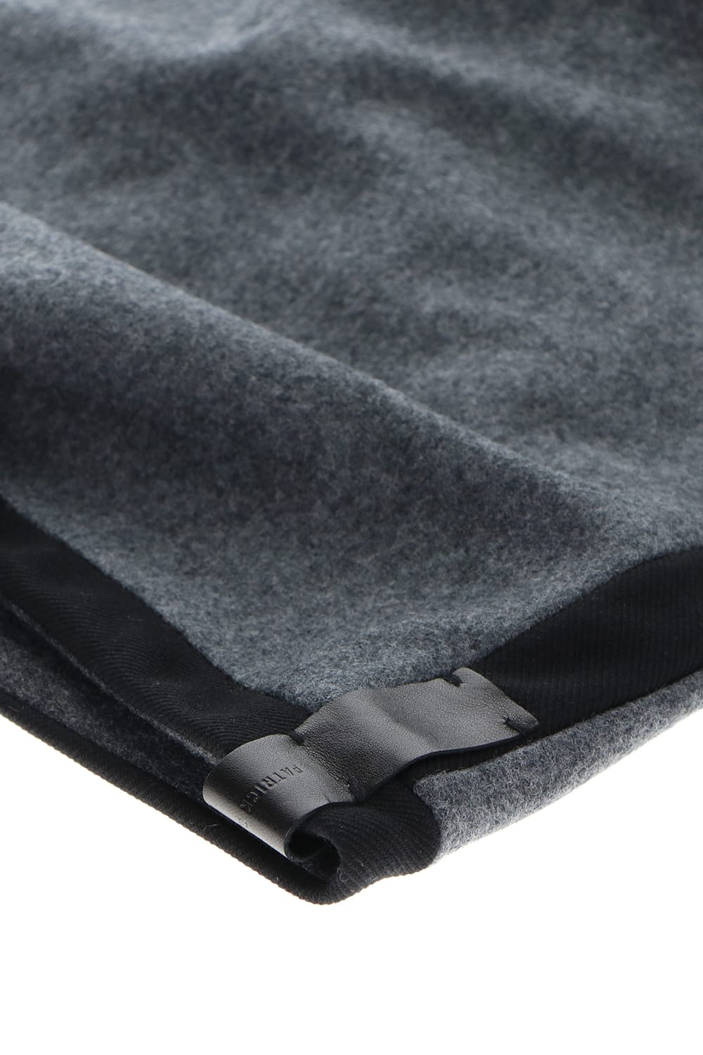 ジャージー スカーフ 'テープ' D.Gray