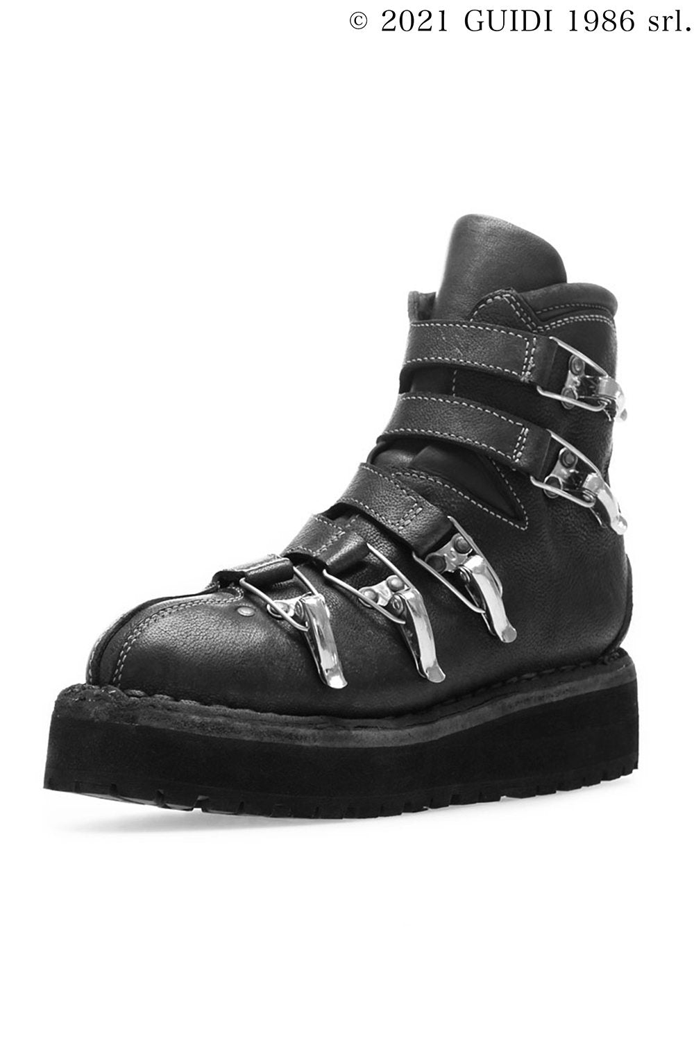 22 - Mountaineering Boots