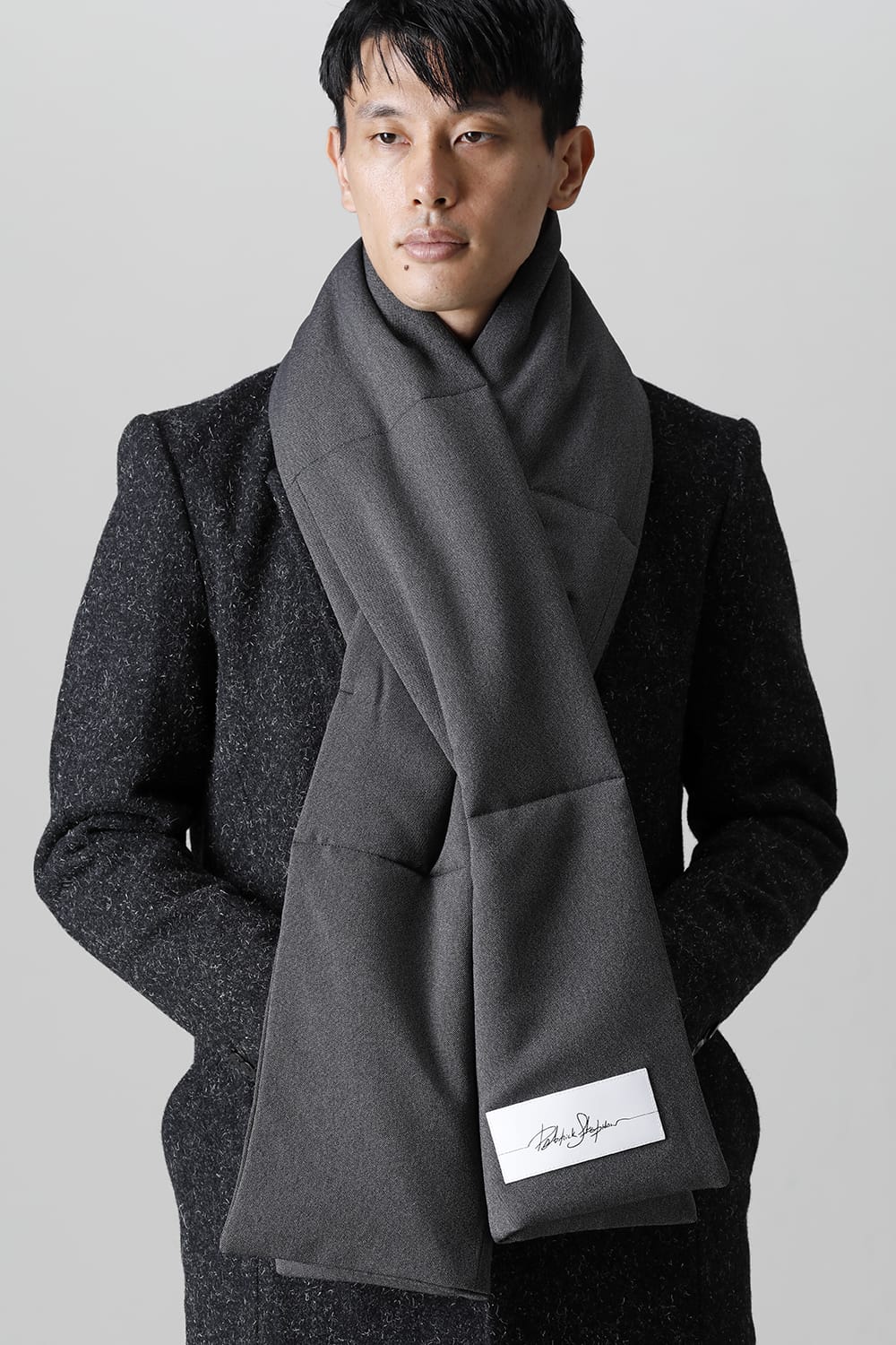 ロング スカーフ 'ピロー ポケット' E-Gray