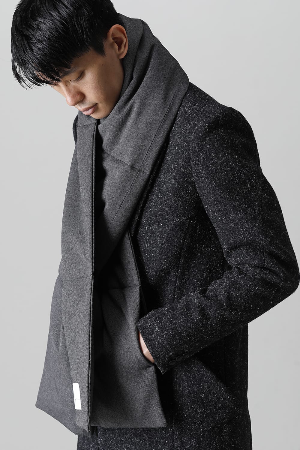 ロング スカーフ 'ピロー ポケット' E-Gray