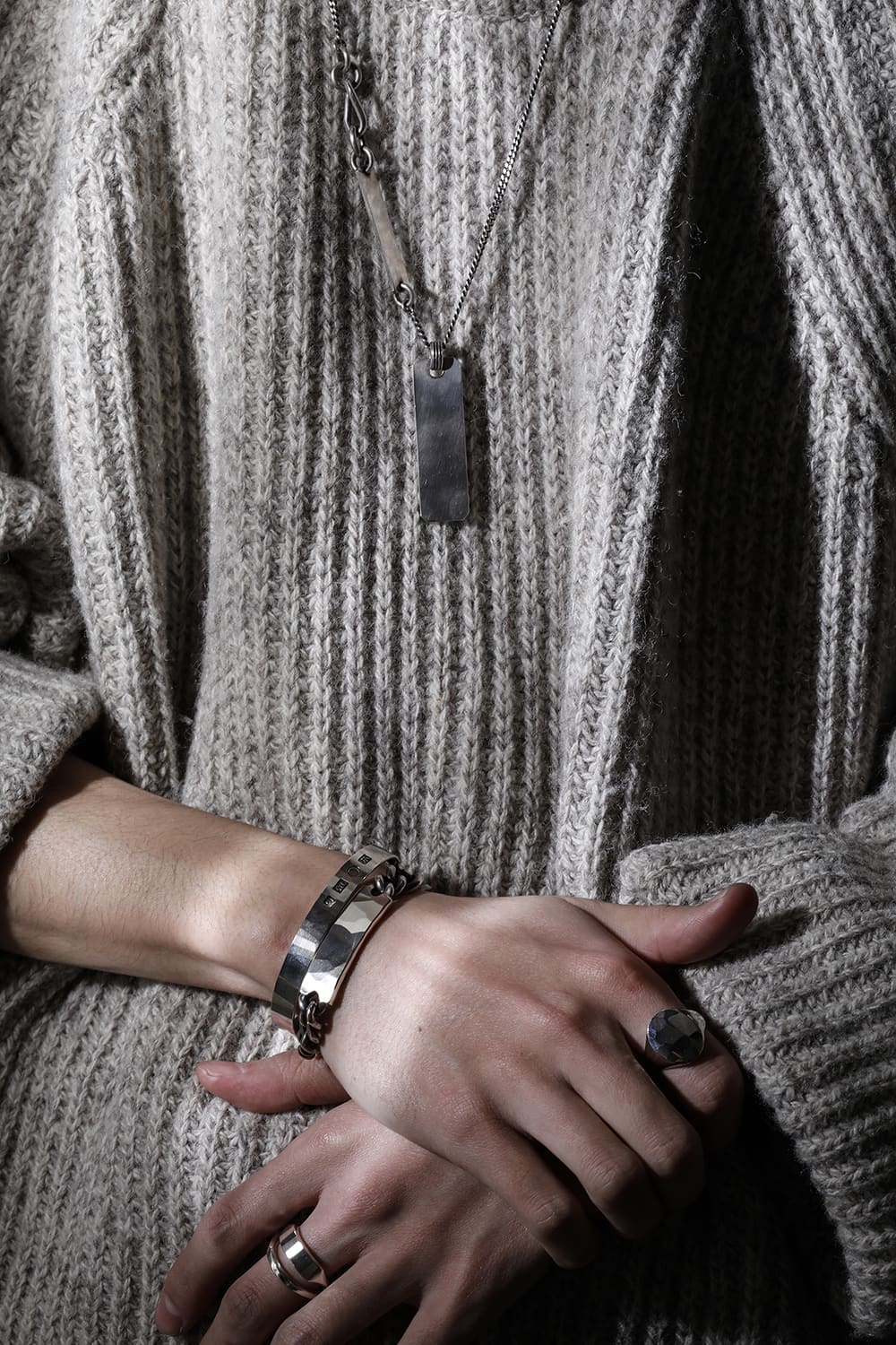 NECKLACE TAG HAMMERED