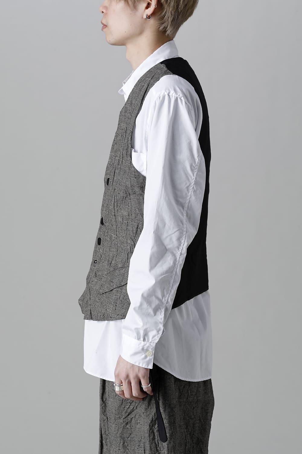 Standard Fit Seamed Gillet