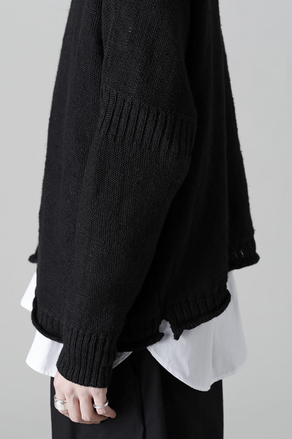 Attached  loose linen Pull-Over Knit