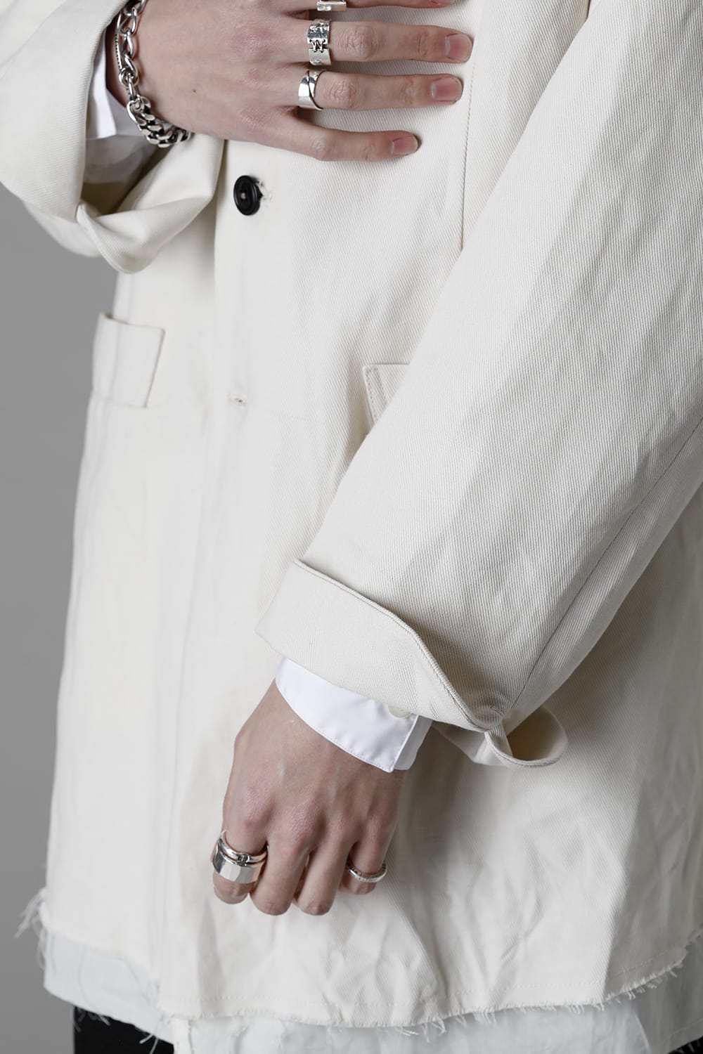 ジャケット フロム カットアウト コート