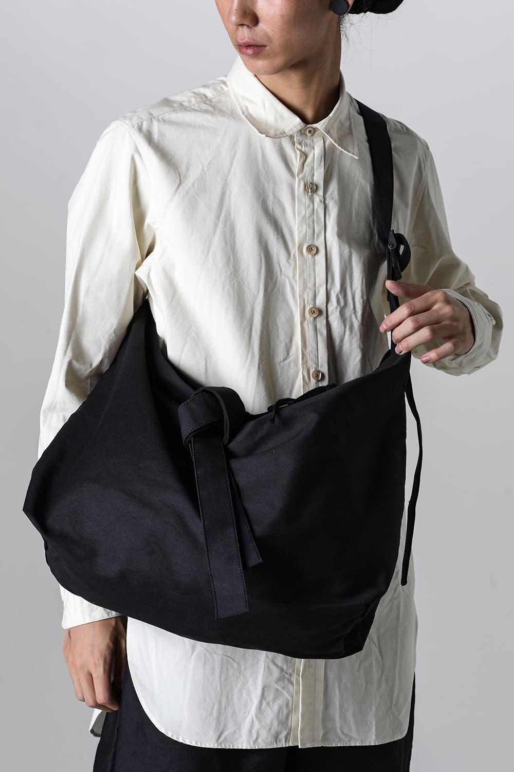 Ribbon Shoulder Bag BIVOUAC