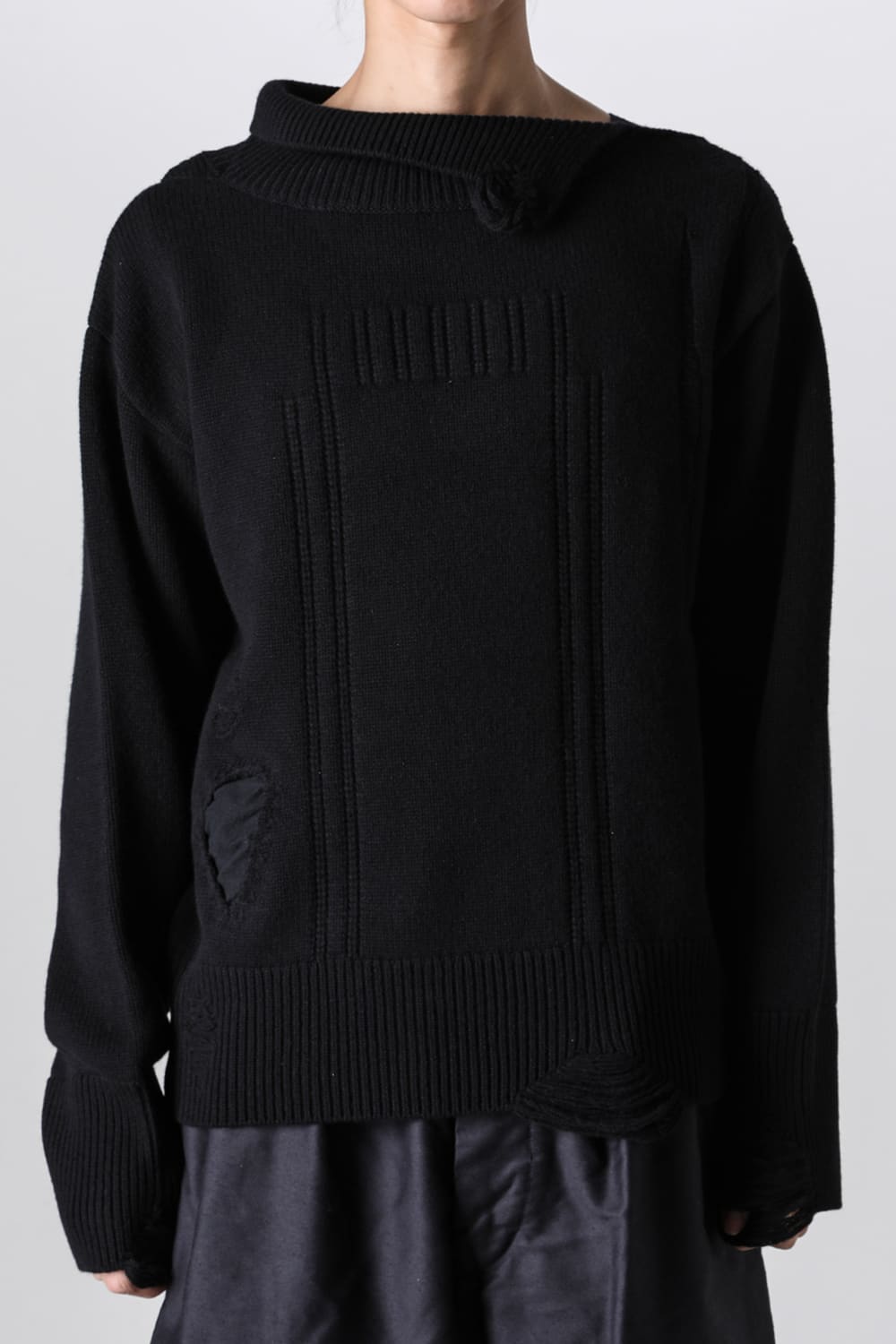 Tech Destroyed Turtle Neck Knit CAVE-BORO Black