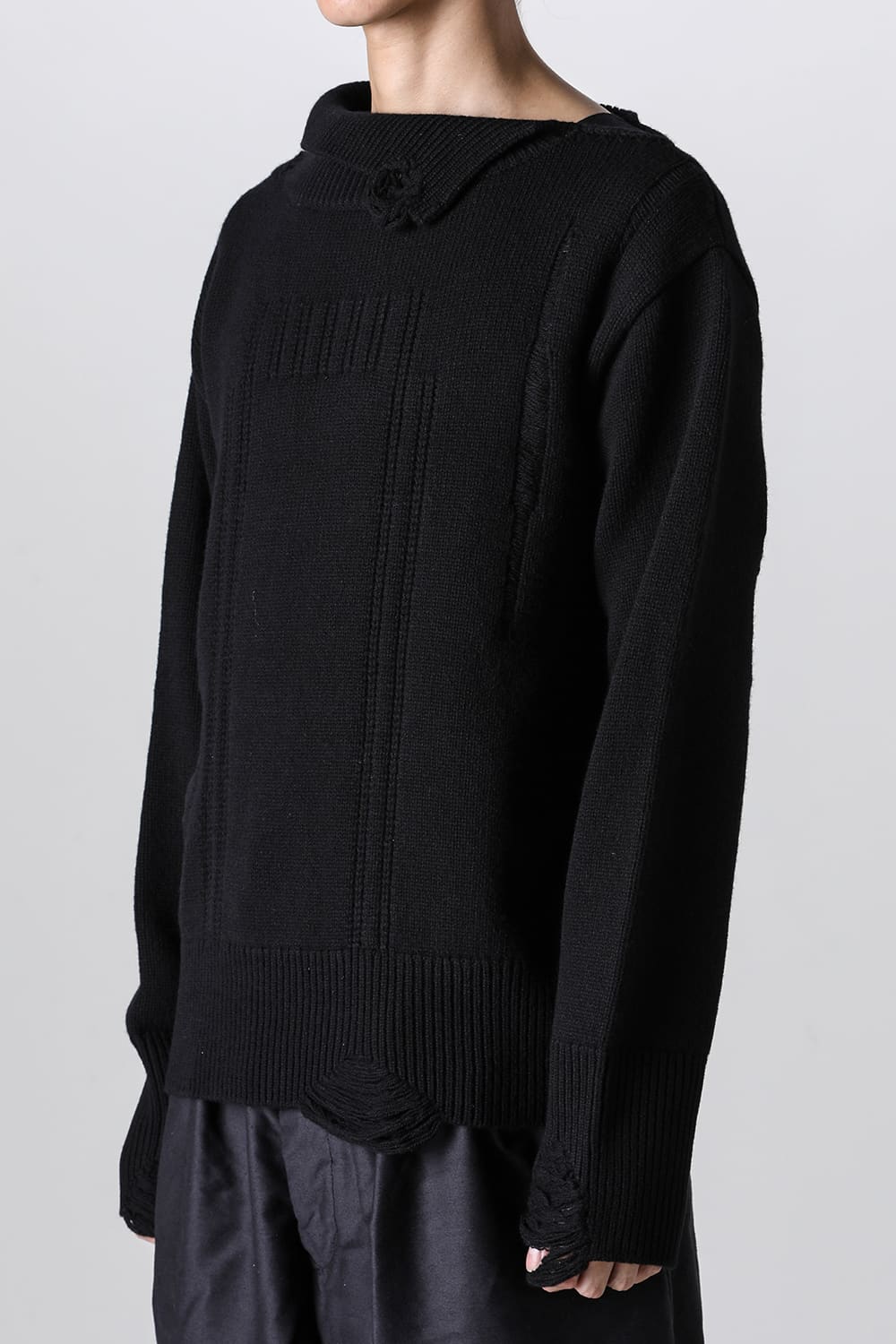 Tech Destroyed Turtle Neck Knit CAVE-BORO Black