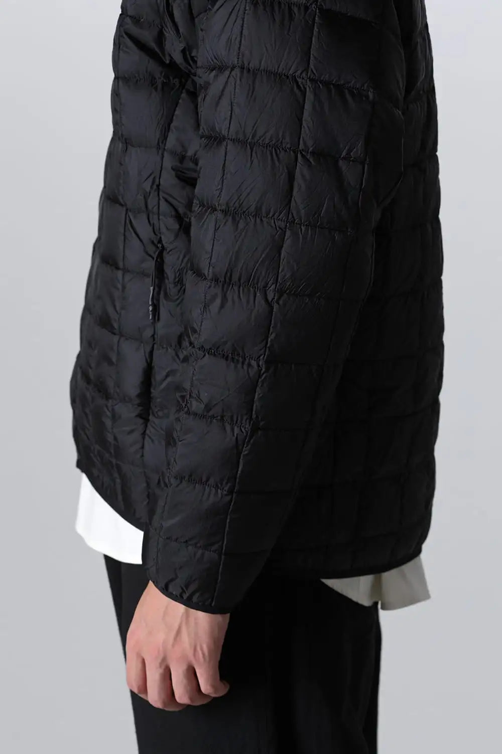 MOUNTAIN HI-SPEC CREW NECK DOWN JACKET＜900FP+＞ Black