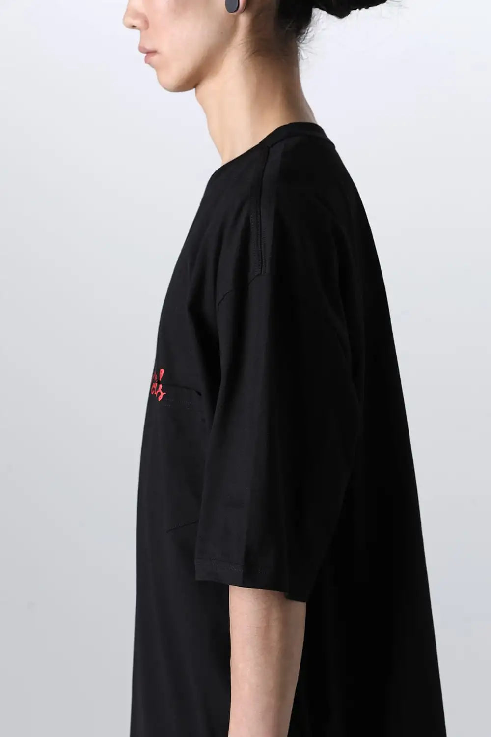 lonely souls. (oversized s/s pocket tee) Black
