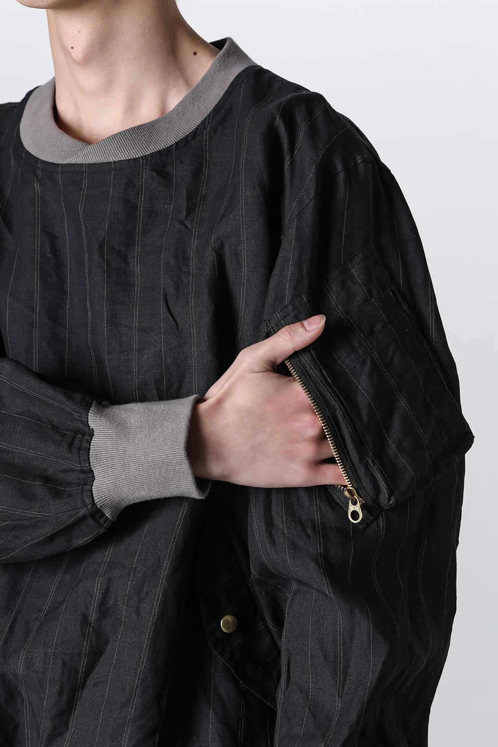 Pull Over Style Flight Jacket Motif