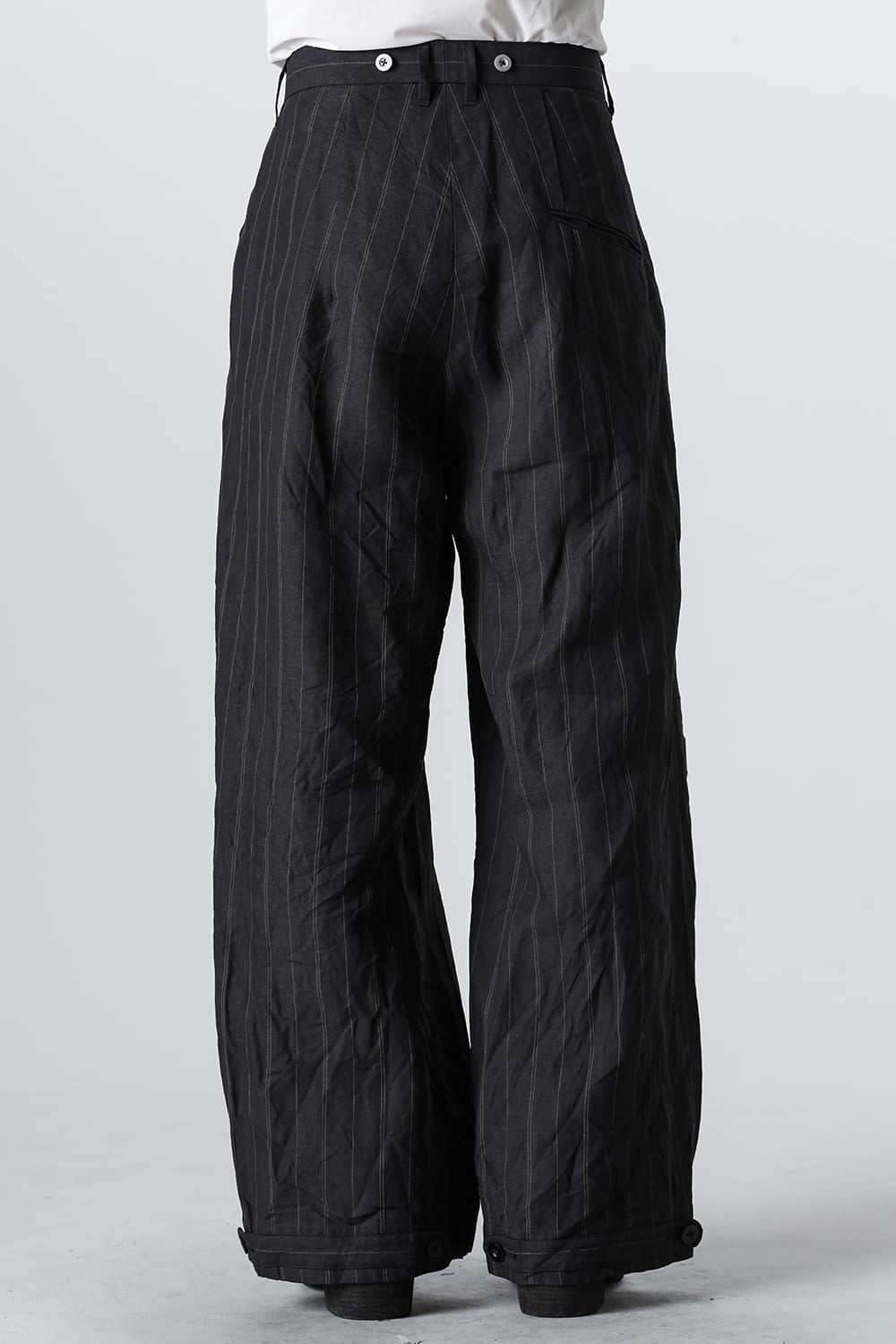 Side Tucked Wide Straight Trousers