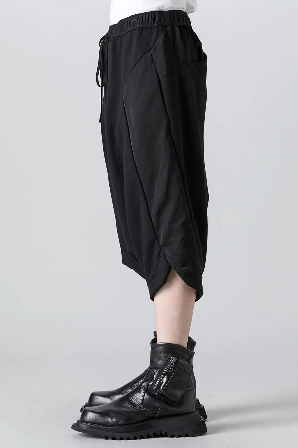 Cotton Sweat Sarouel Short Pants Black