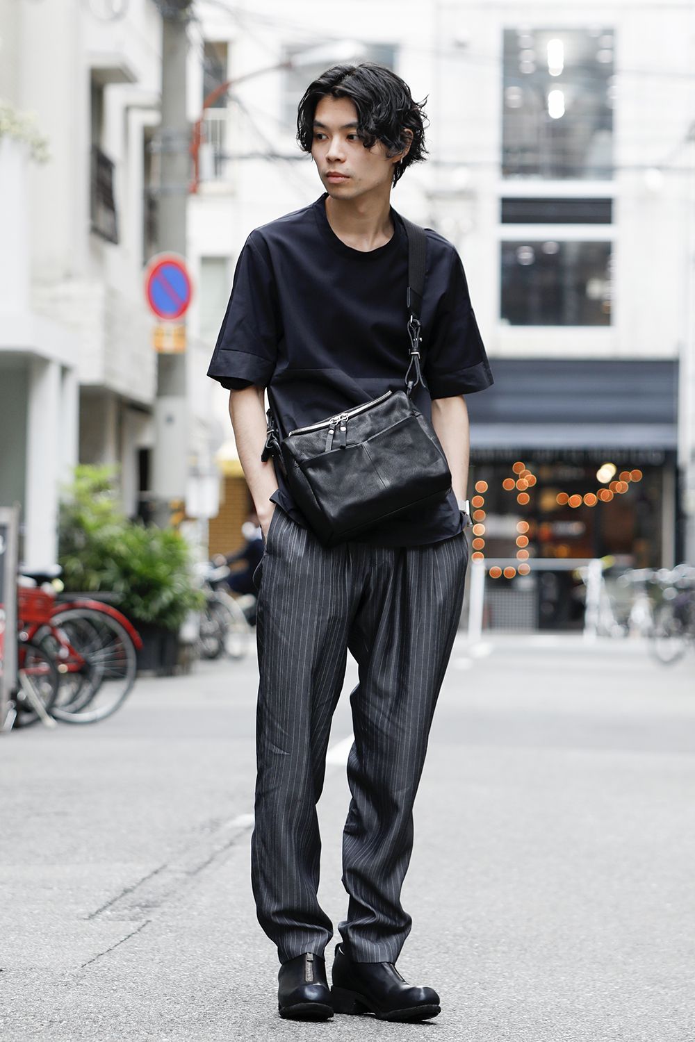 Mouse zip shoulder Mini Mat shrink Black