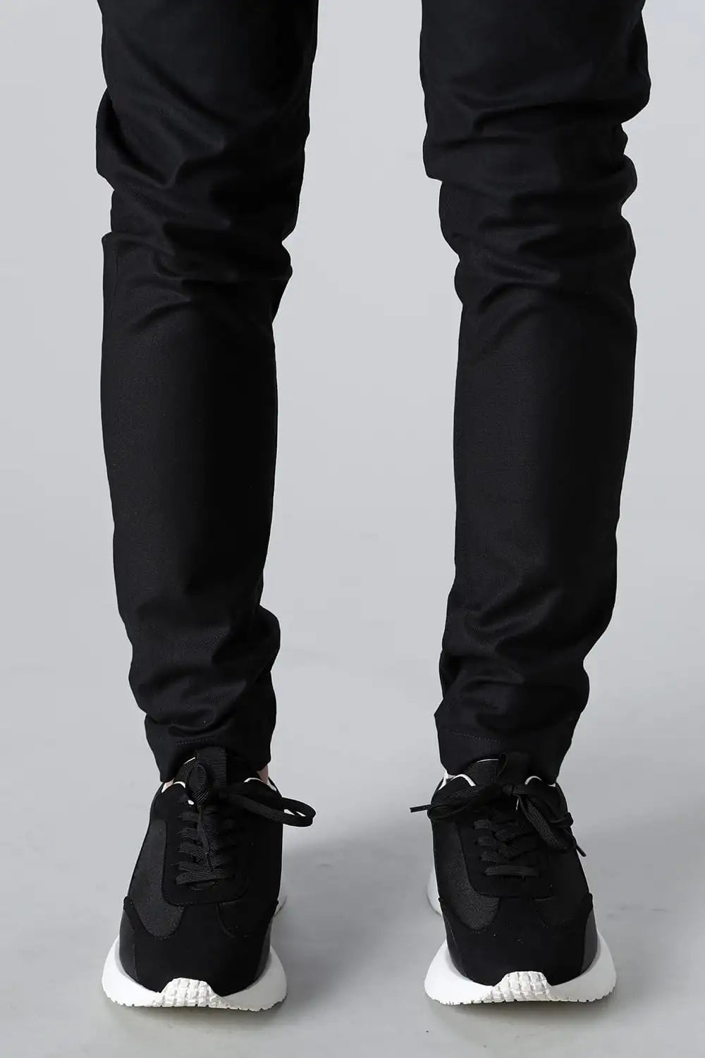 ジーンズ ブラック