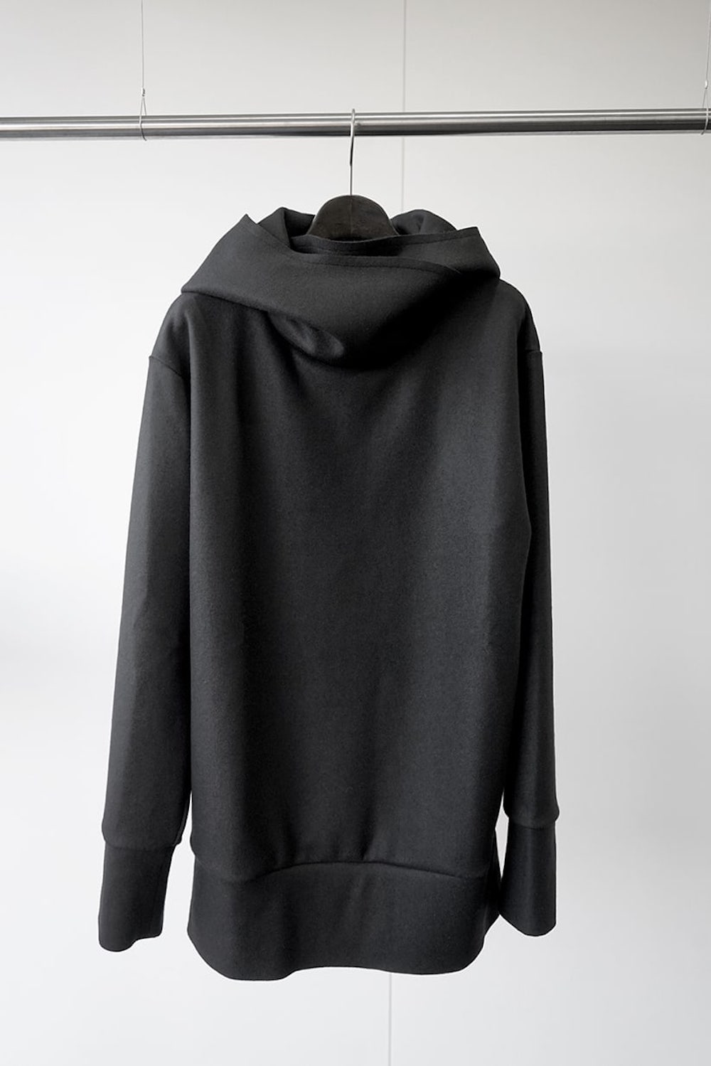 Sarusuberi Hoodie