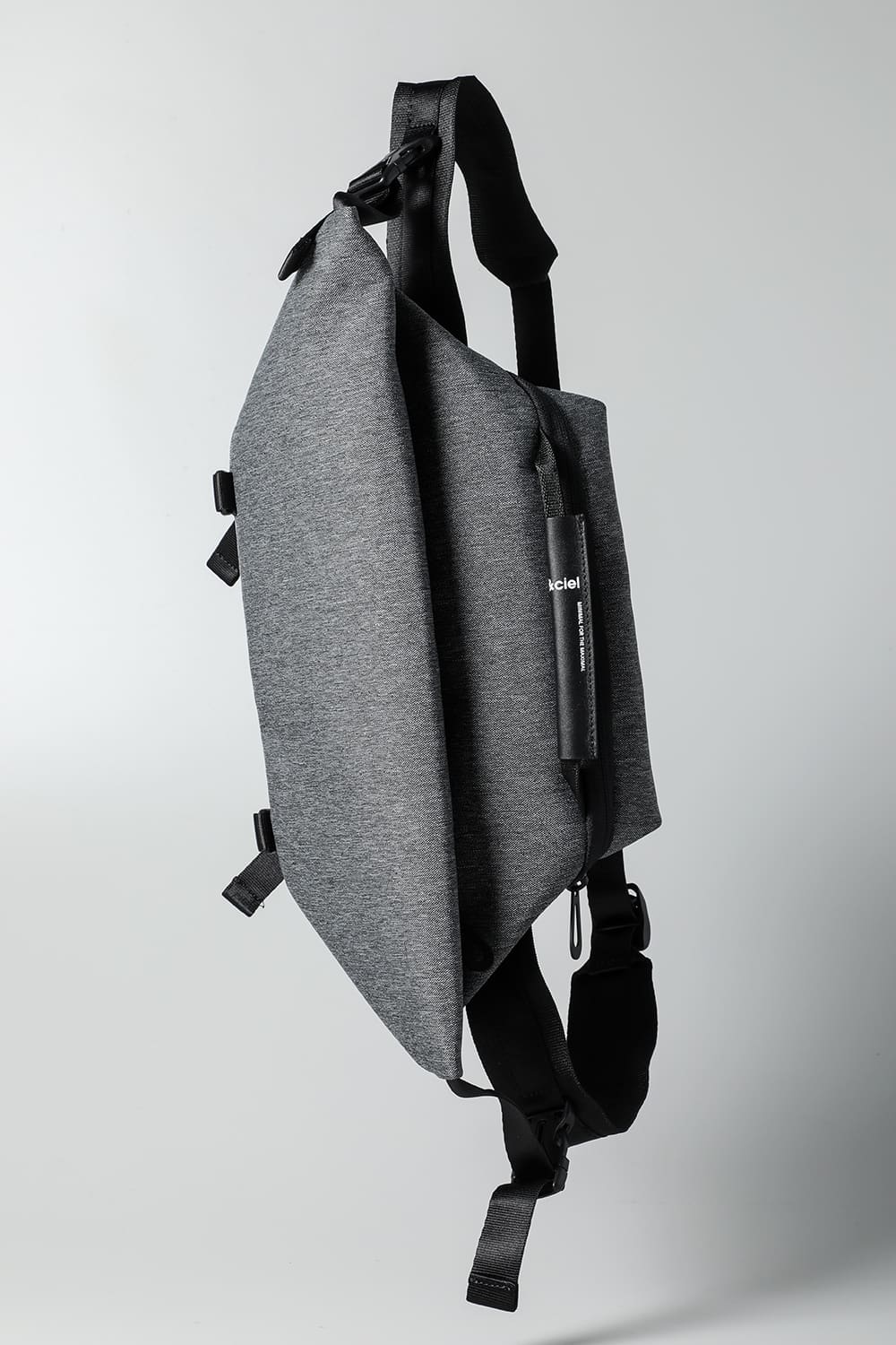 イザラウ ベロ Black Melange