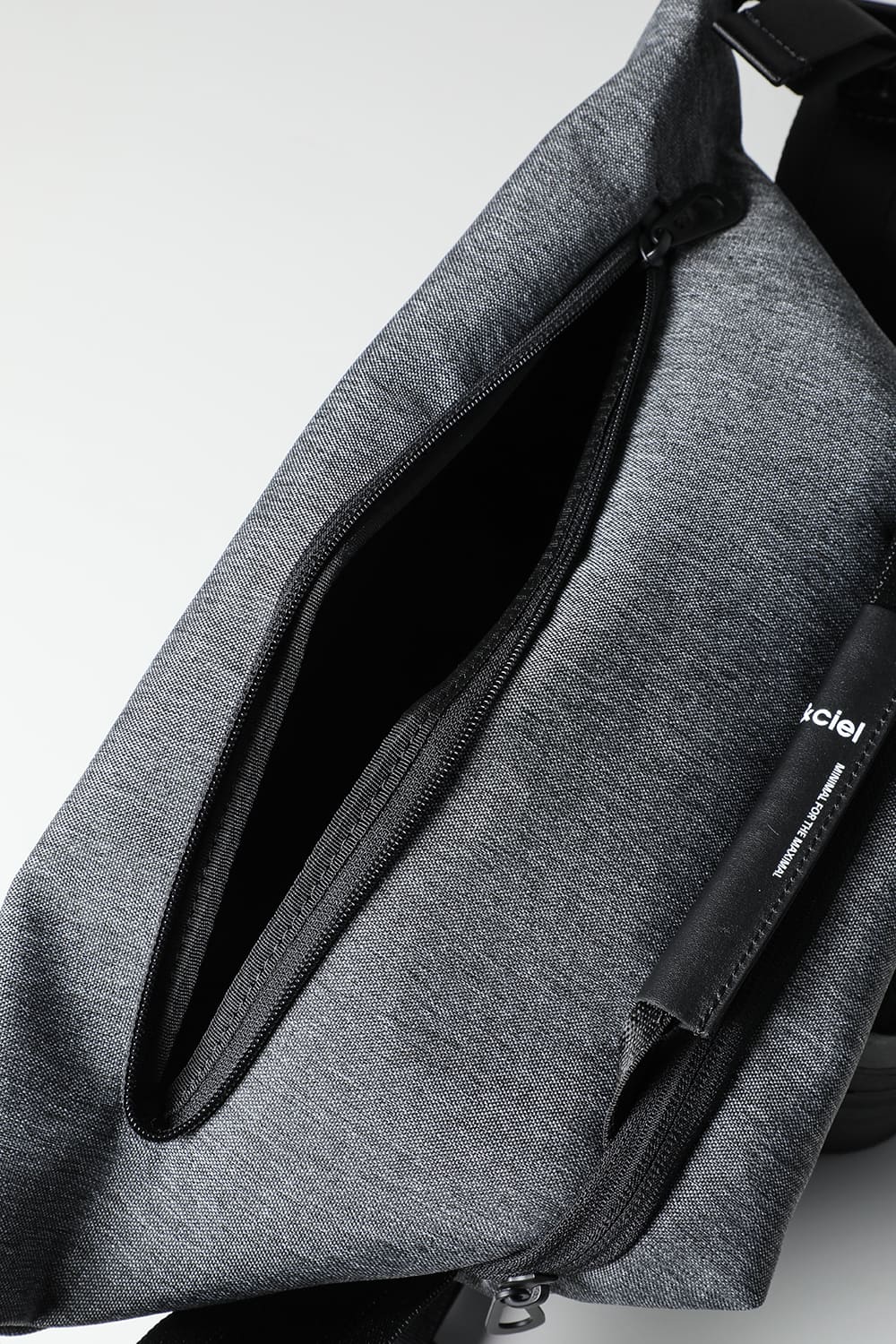 イザラウ ベロ Black Melange