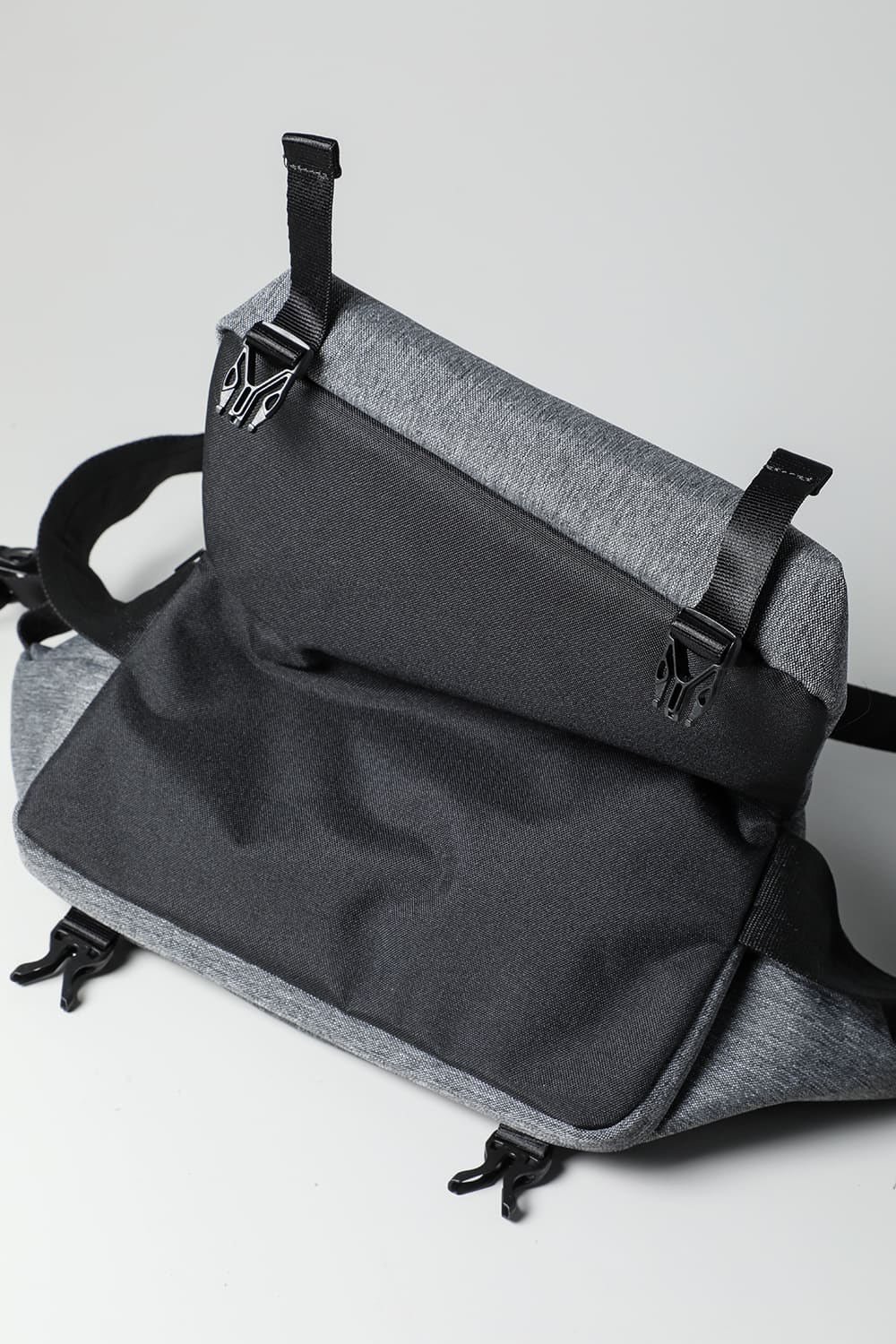 イザラウ ベロ Black Melange