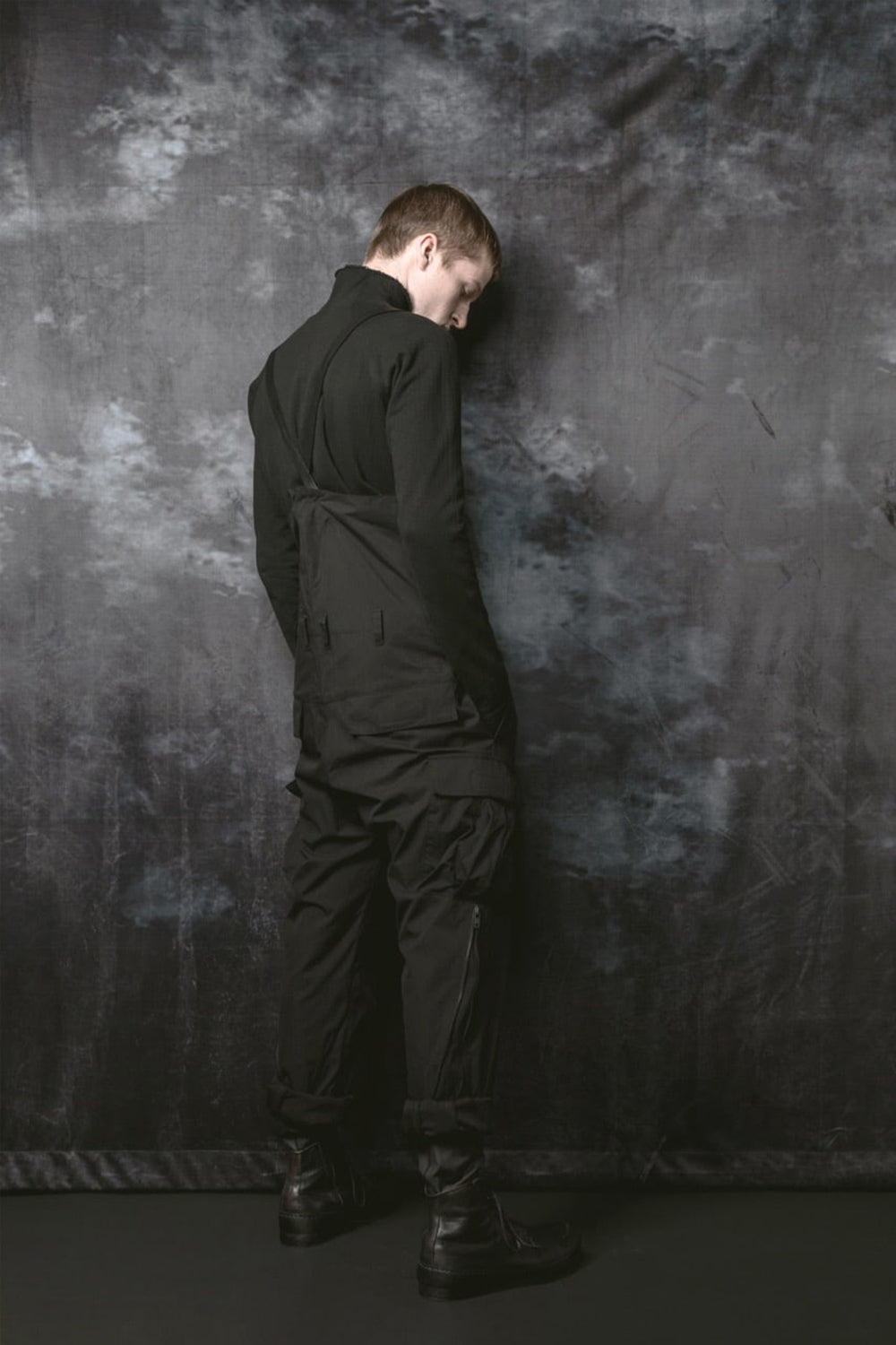 HIGH WAIST PANTS W/LEATHER SUSPENDER