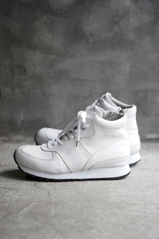 The Viridi-anne  16SS Mid Cut Sneakers WHITE