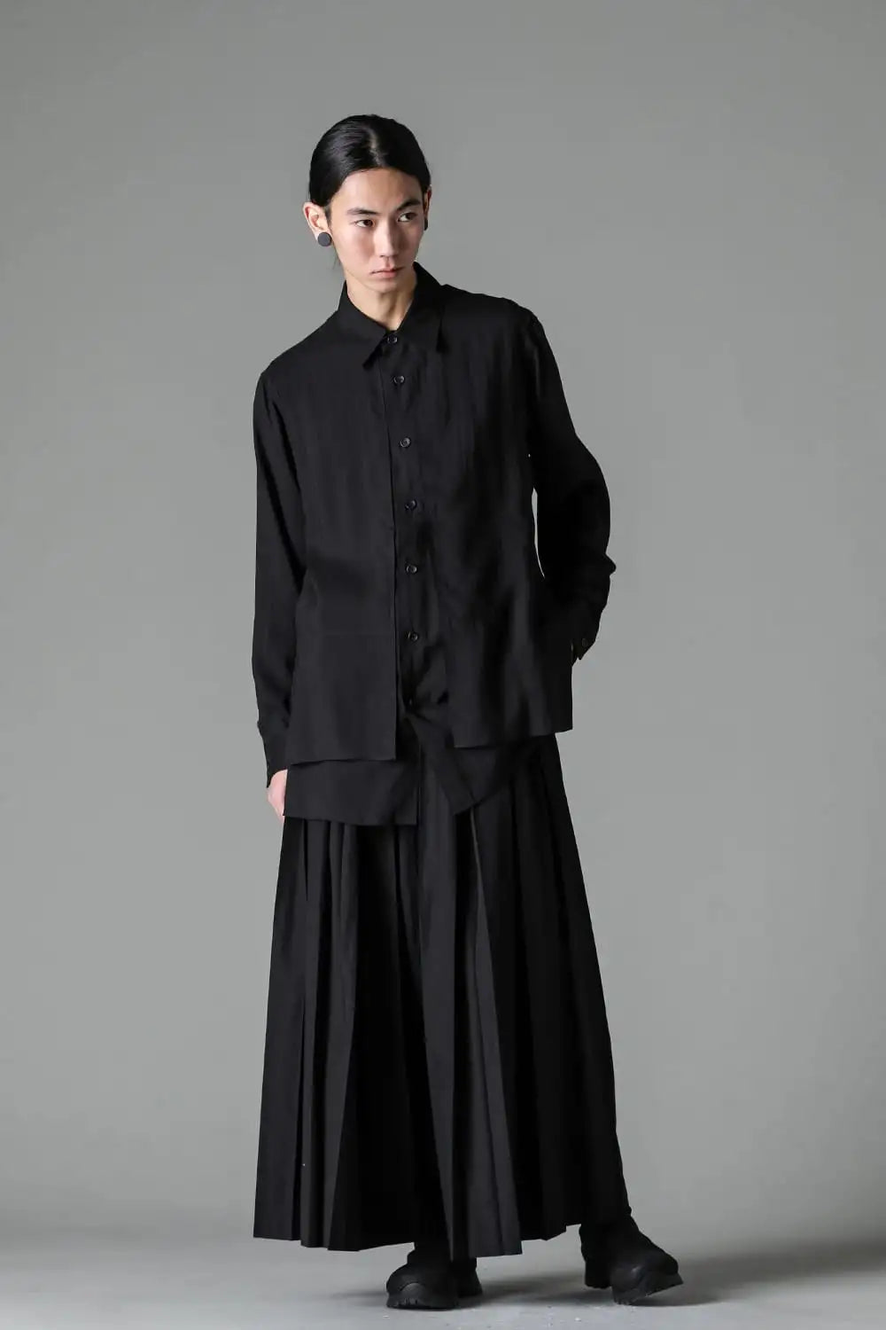 Same Color Stitch Pocket Blouse