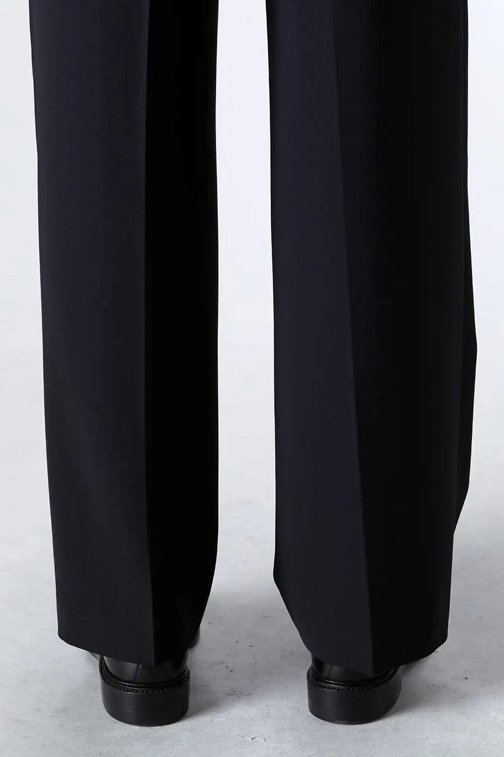 Two Tucks Wide Trousers Dark Navy