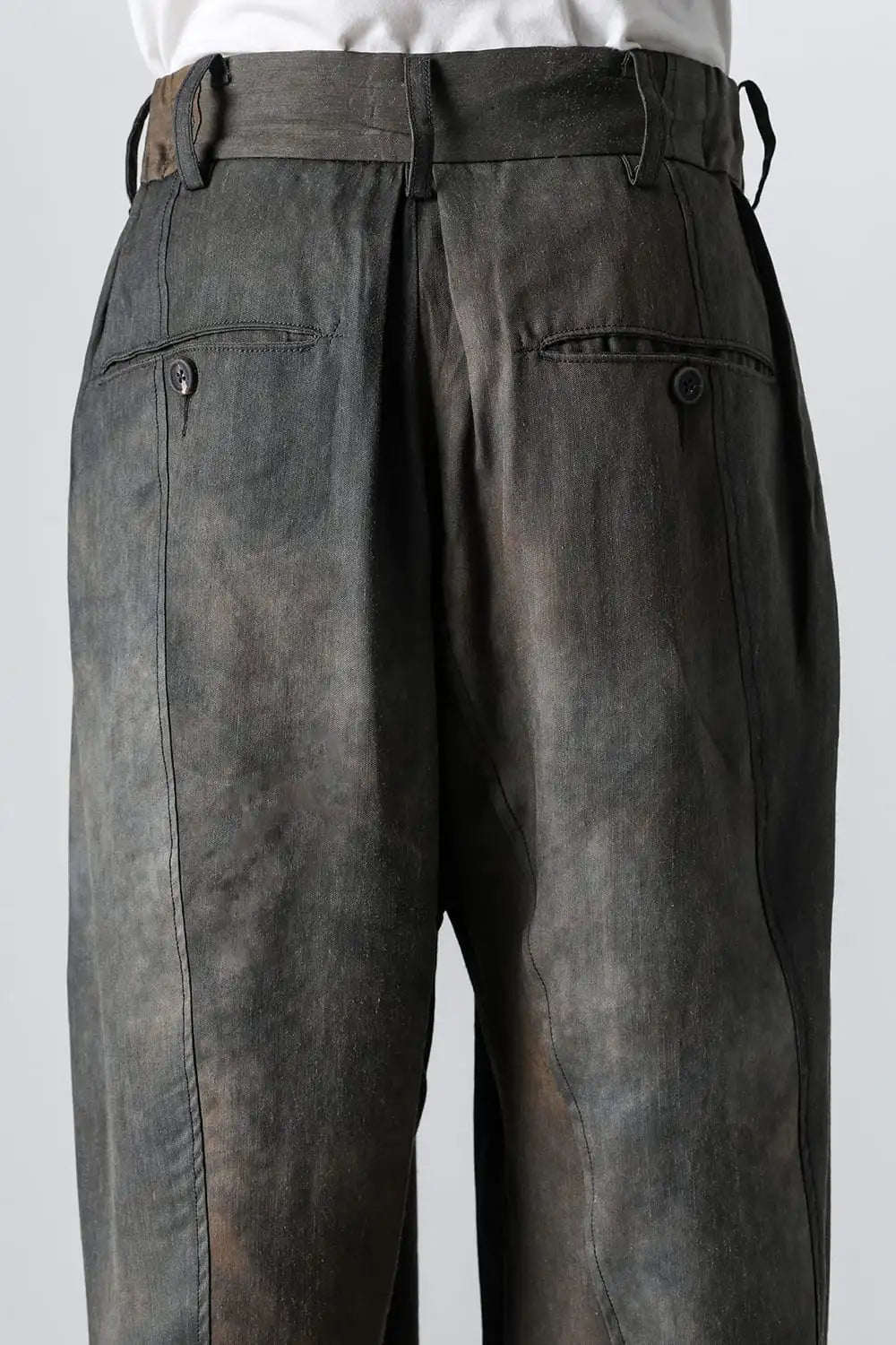 Front Pleats Tapered Long Trousers